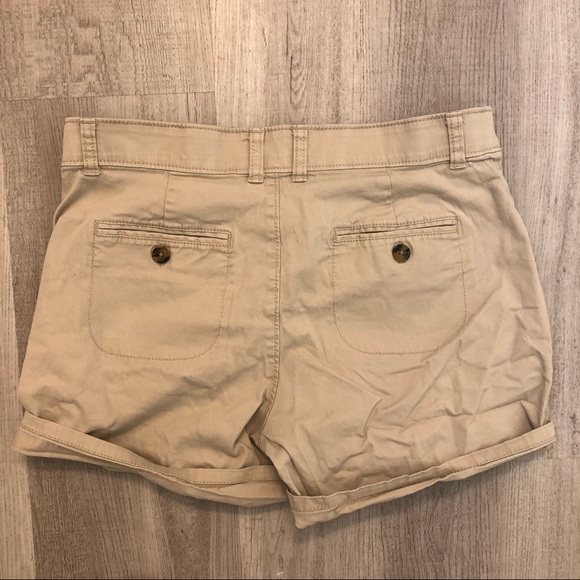 Dockers khaki shorts - Picture 2 of 3